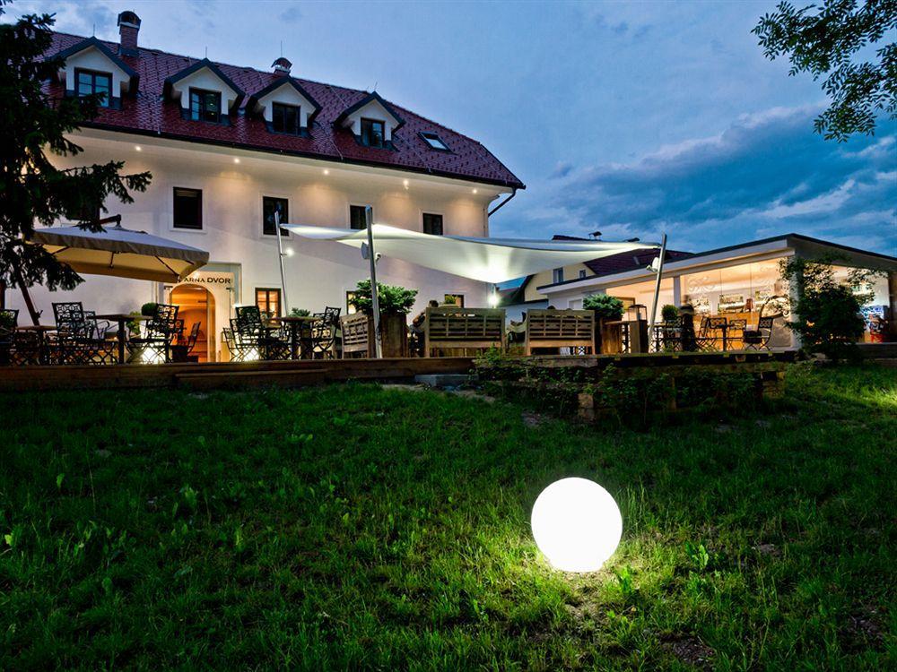 Dvor Tacen 4*